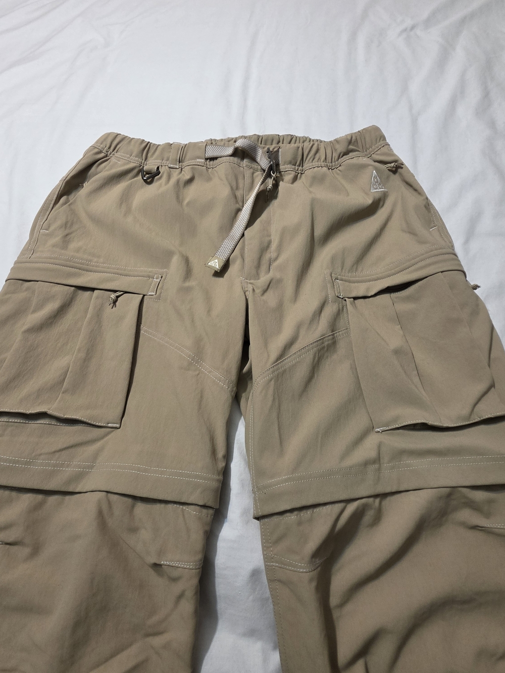 Nike ACG Men's Convertible Cargo Pants - Picture 3 of 8